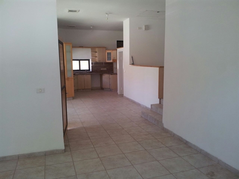 House For Sale In The Sharon | Home for sale Be'erotayim-5
